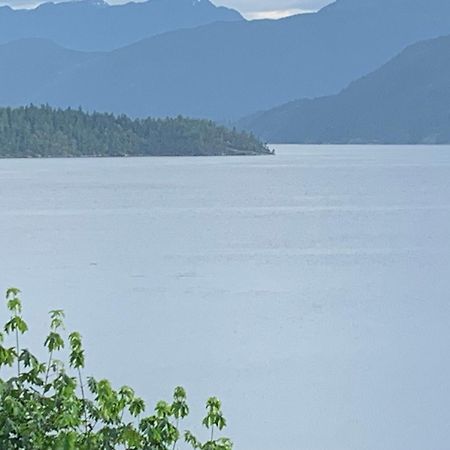 Shoreside Private Room Sechelt Extérieur photo